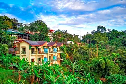 si-como-no-resort-gardens-general-view-manuel-antonio.jpg