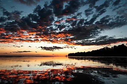 sunset-uvita-marino-ballena.jpg