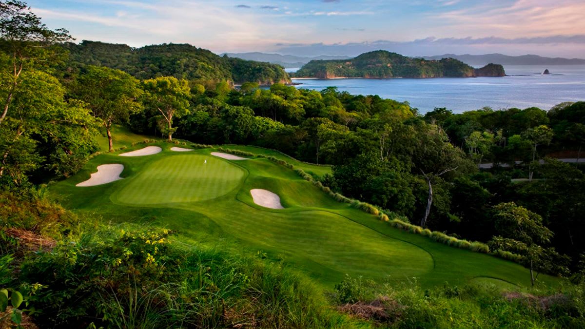 Why Not Take a Golfing Trip to Costa Rica?