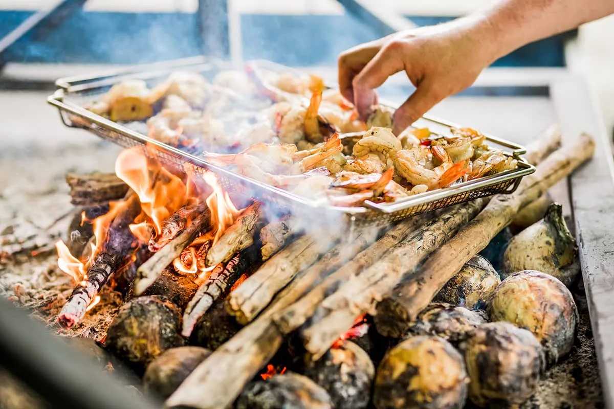 Flavors Beyond Borders: The Inaugural Gastronomic Event at Casa Chameleon, Las Catalinas