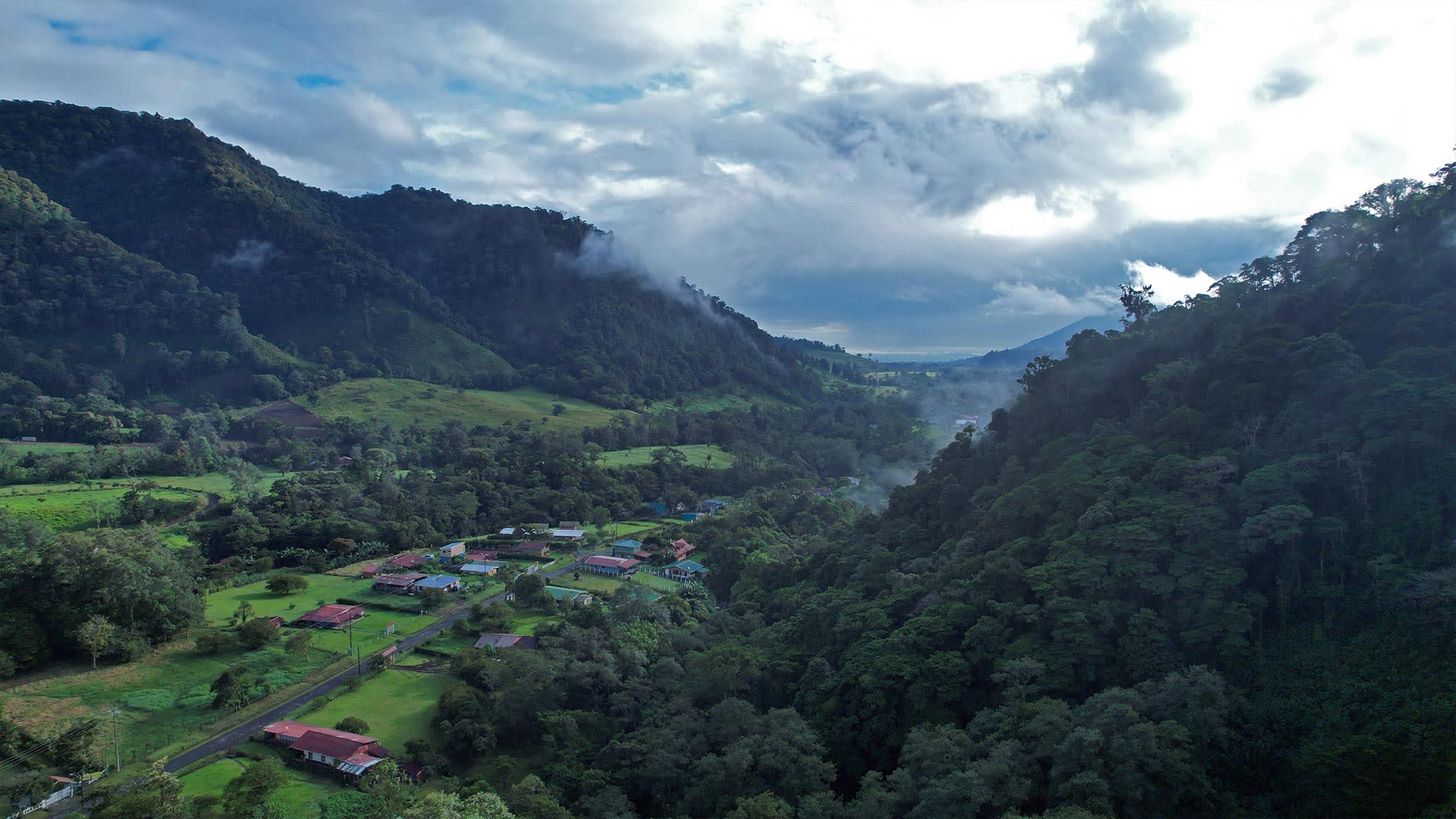 When to Visit Bajos del Toro