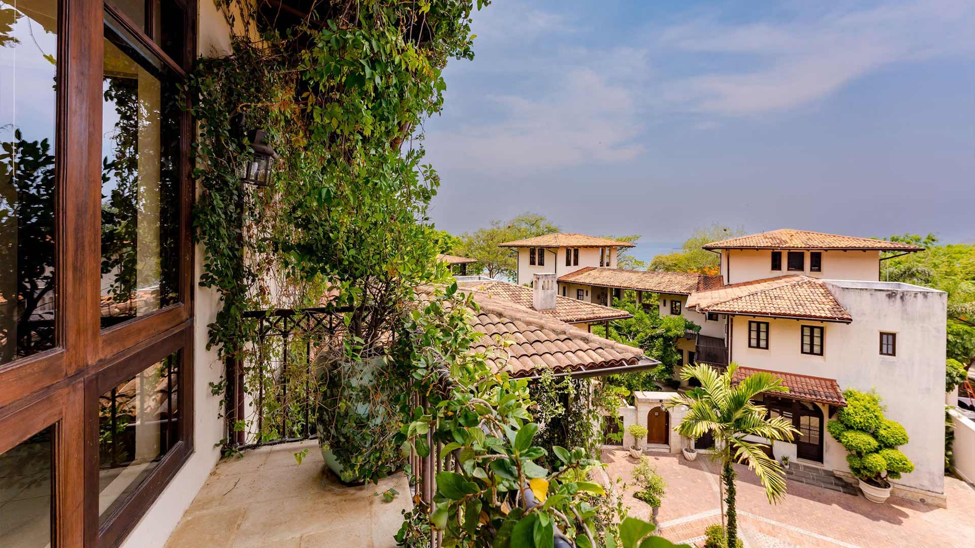Las Catalinas Budget Breakdown