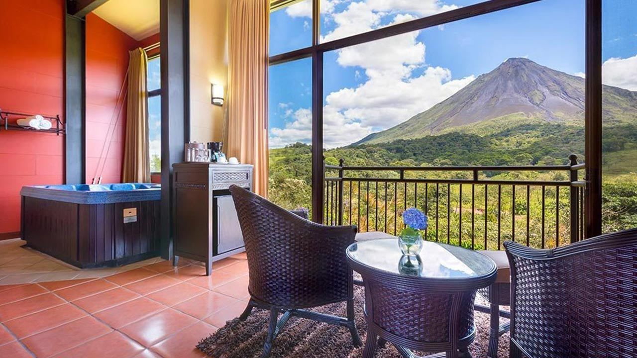 Arenal Volcano and La Fortuna