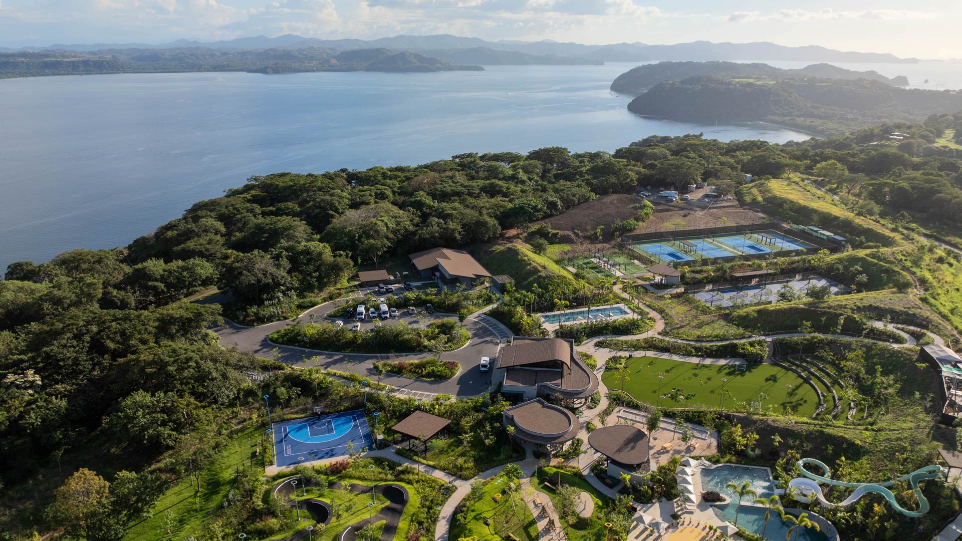 Playa Panama vs the Papagayo Peninsula