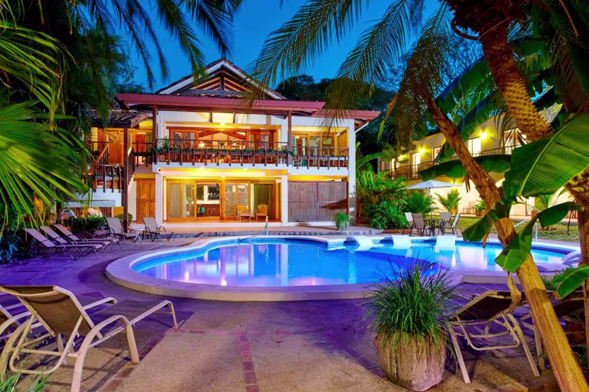 The Coast Hotel image 3538