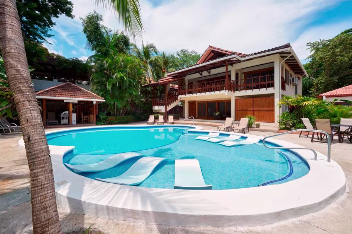 The Coast Hotel image 3544