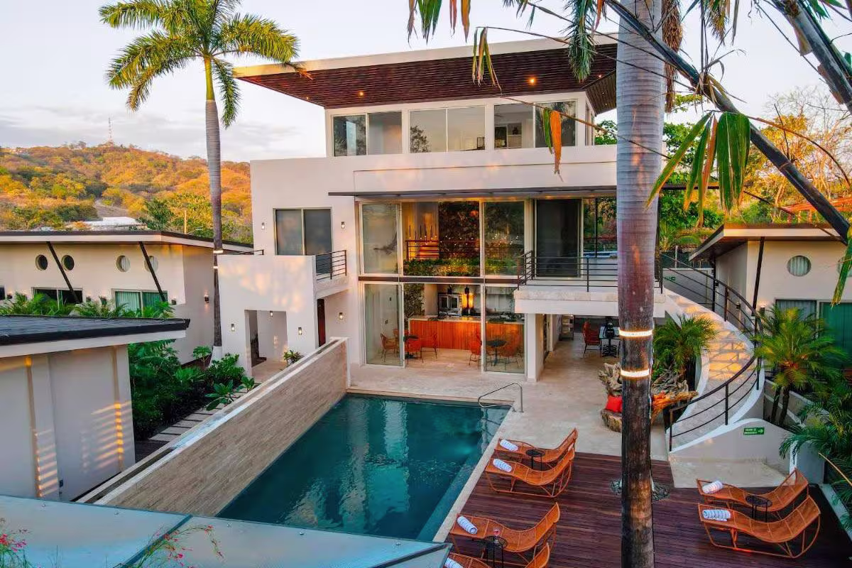 Mother Earth Vegan Hotel image 6236