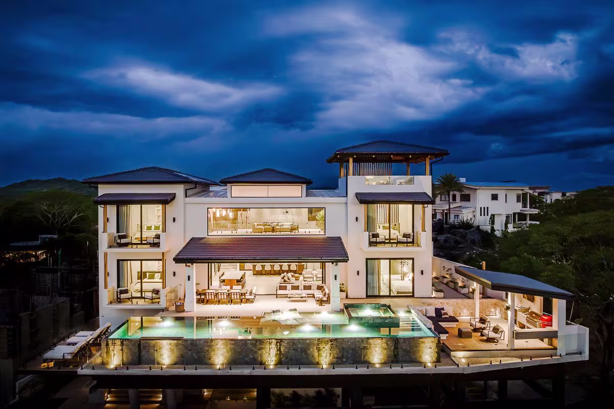 Casa Aurora image 8345