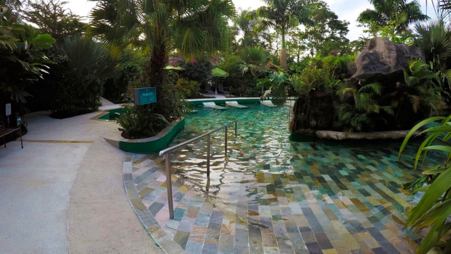 Paradise Hot Springs image 74