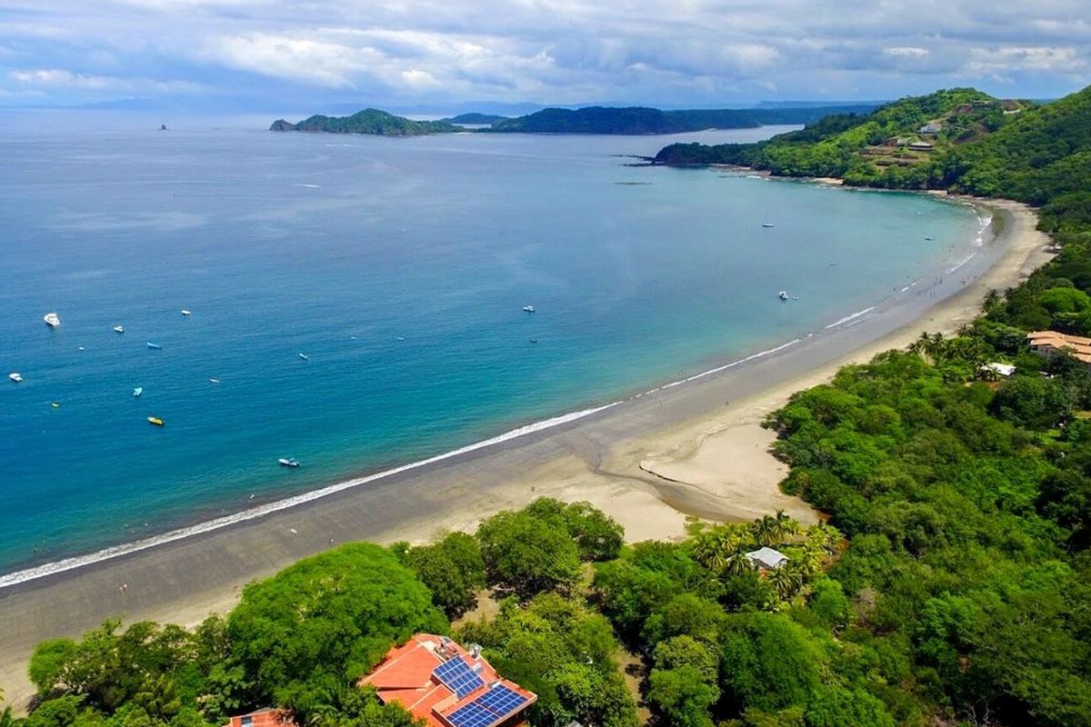 Monte Bello, Playa Hermosa, Costa Rica