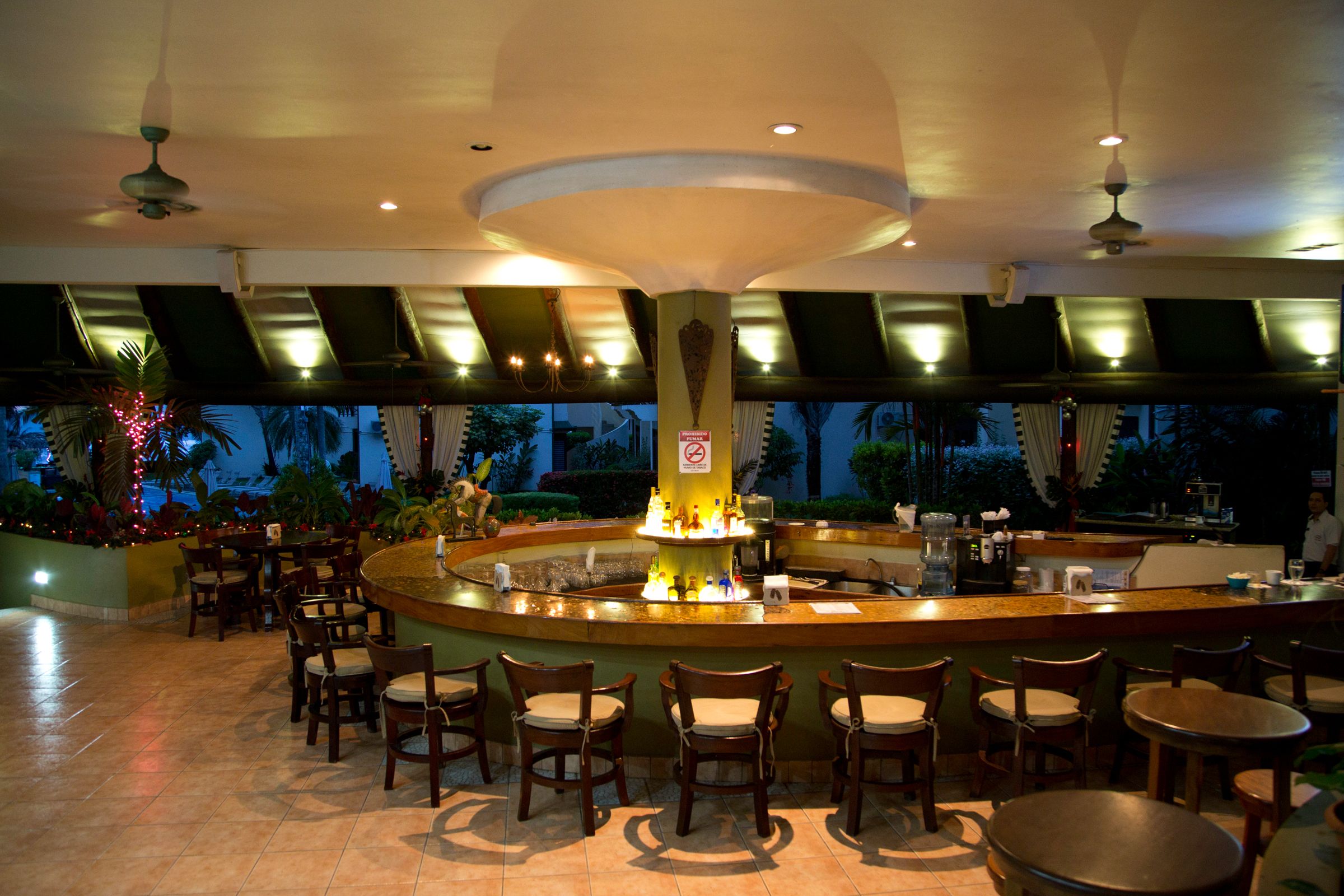 Club del Mar image 734