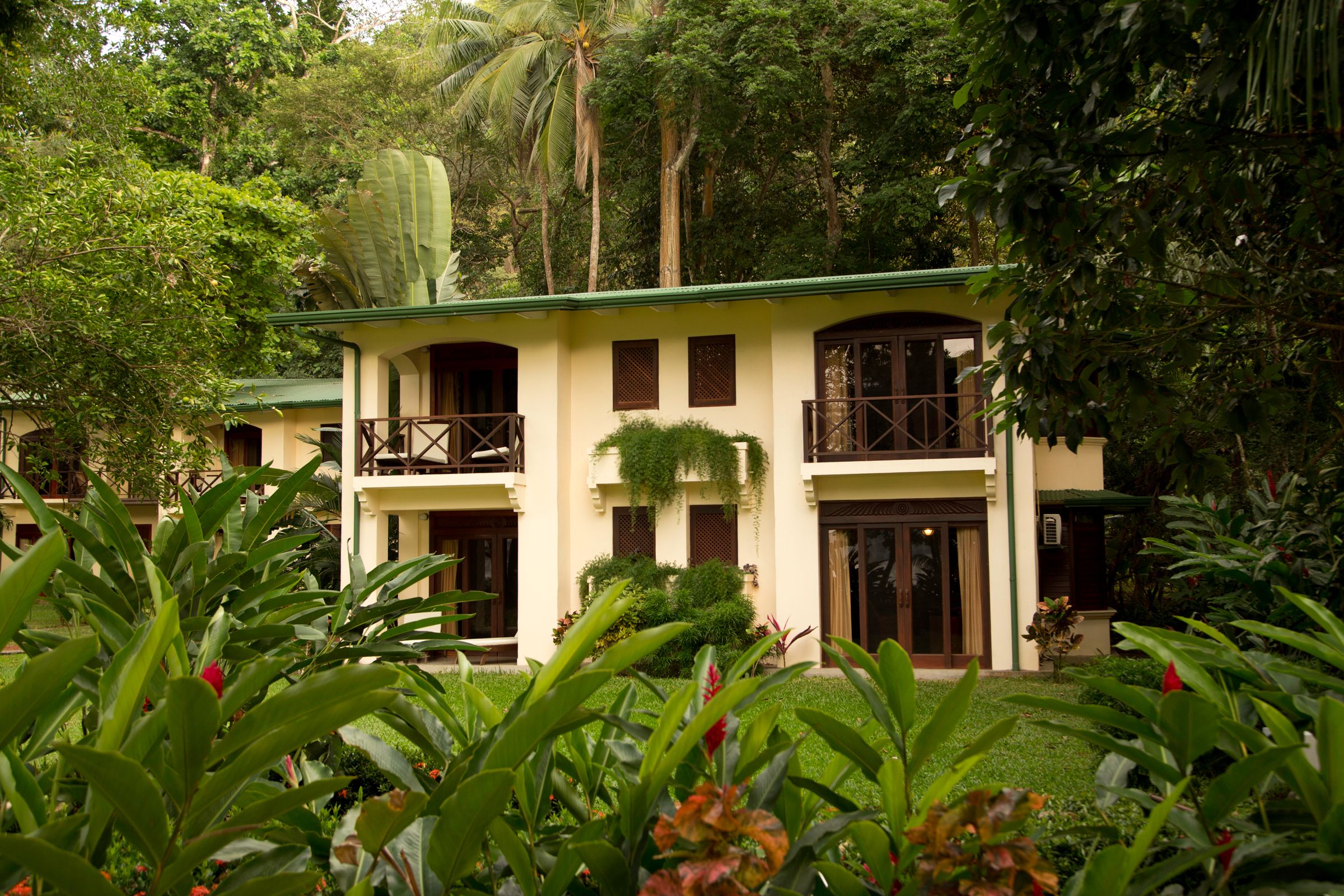 Club del Mar image 736