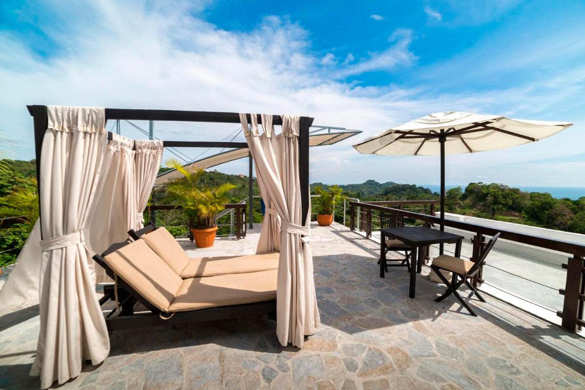 Gaia Hotel & Reserve image 1642