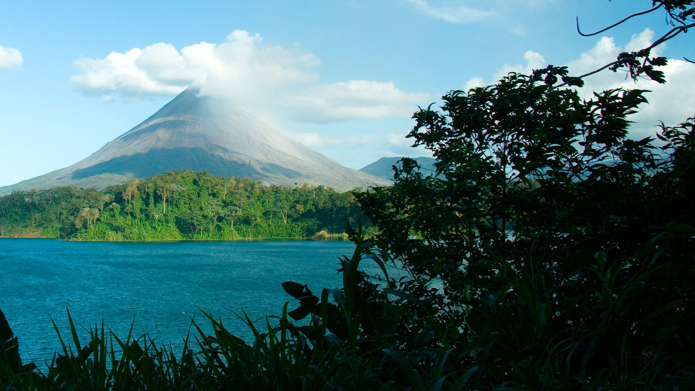 Sportfishing on Lake Arenal image 1695