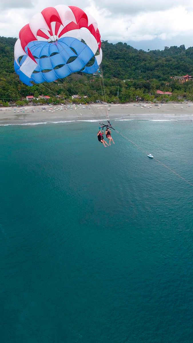 Water Sports in Manuel Antonio image 2055