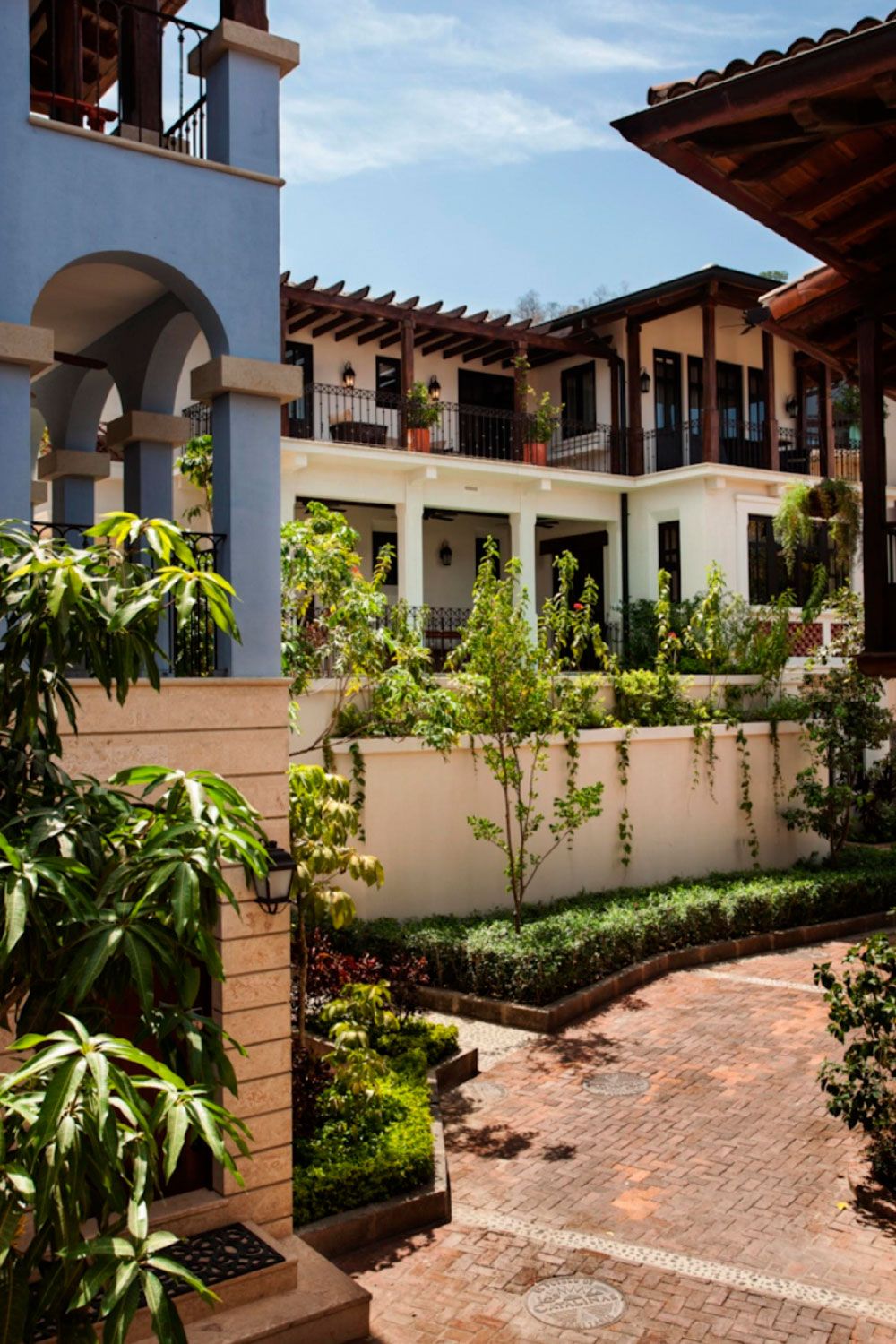 Casa del Alba image 2719