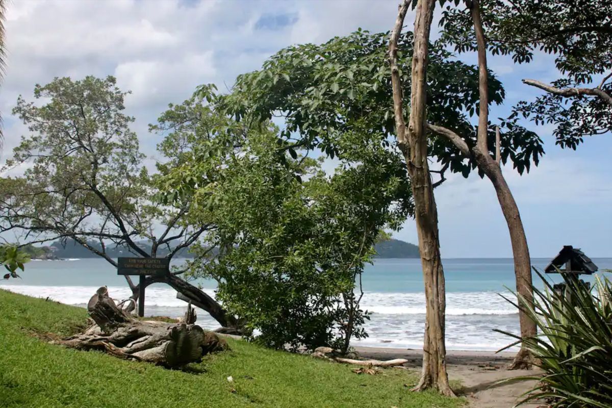 Playa Prieta image 3085