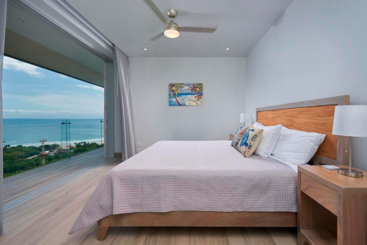 Compass House image 4014