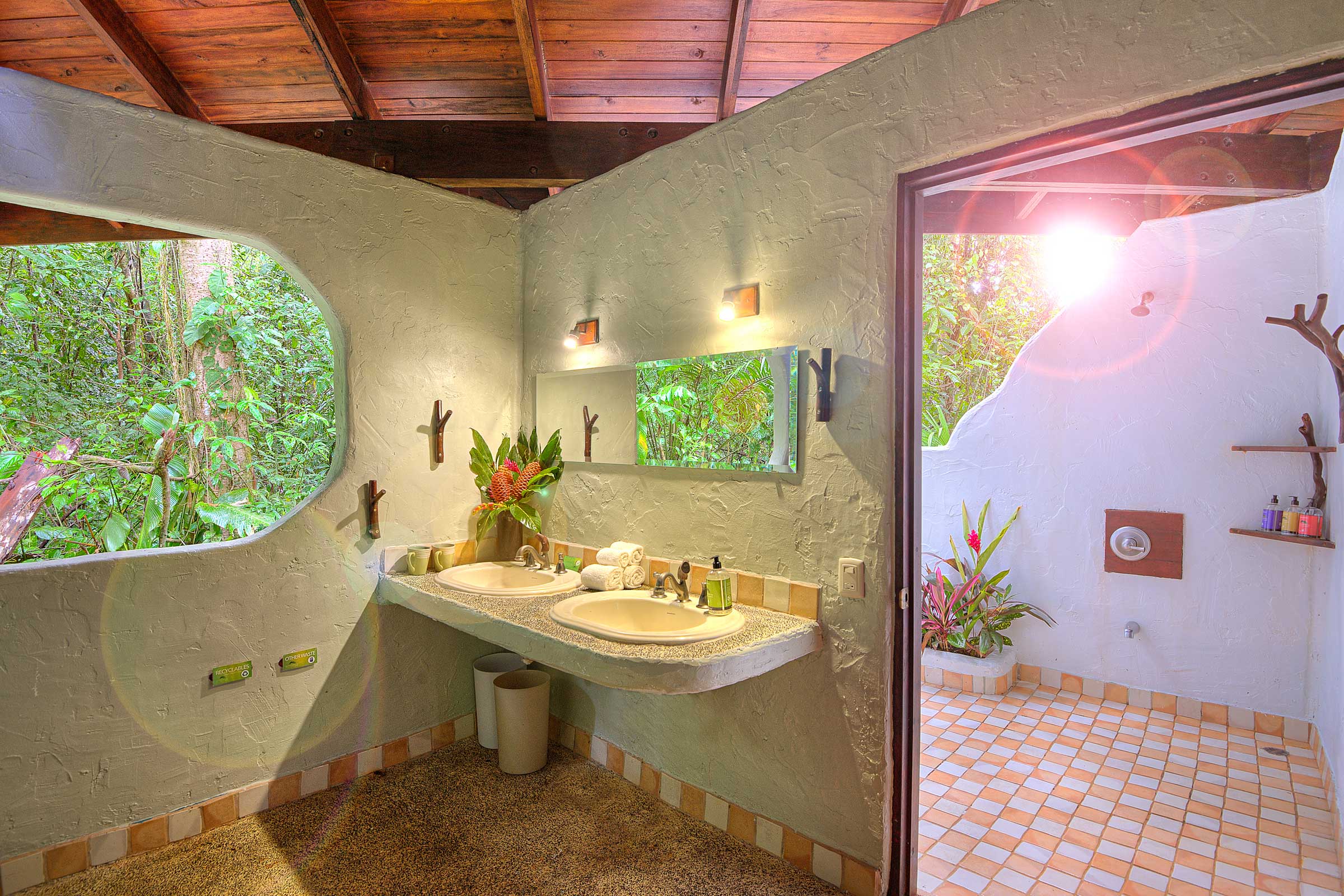 Playa Nicuesa Rainforest Lodge image 4292