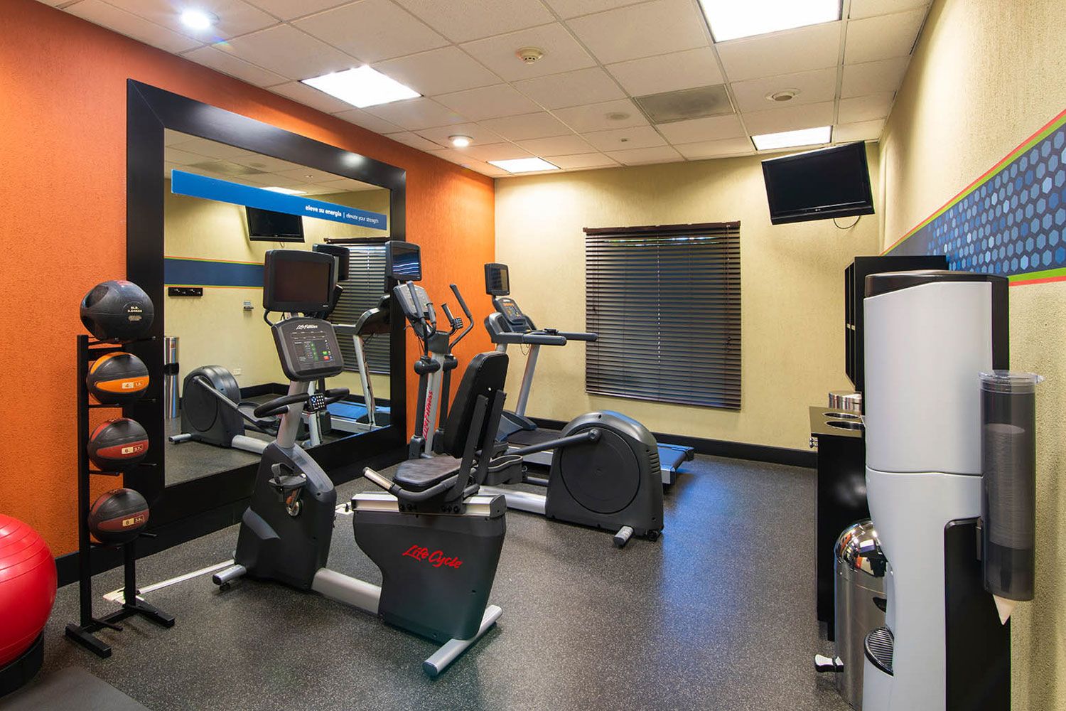 Hampton Inn & Suites by Hilton image 4598
