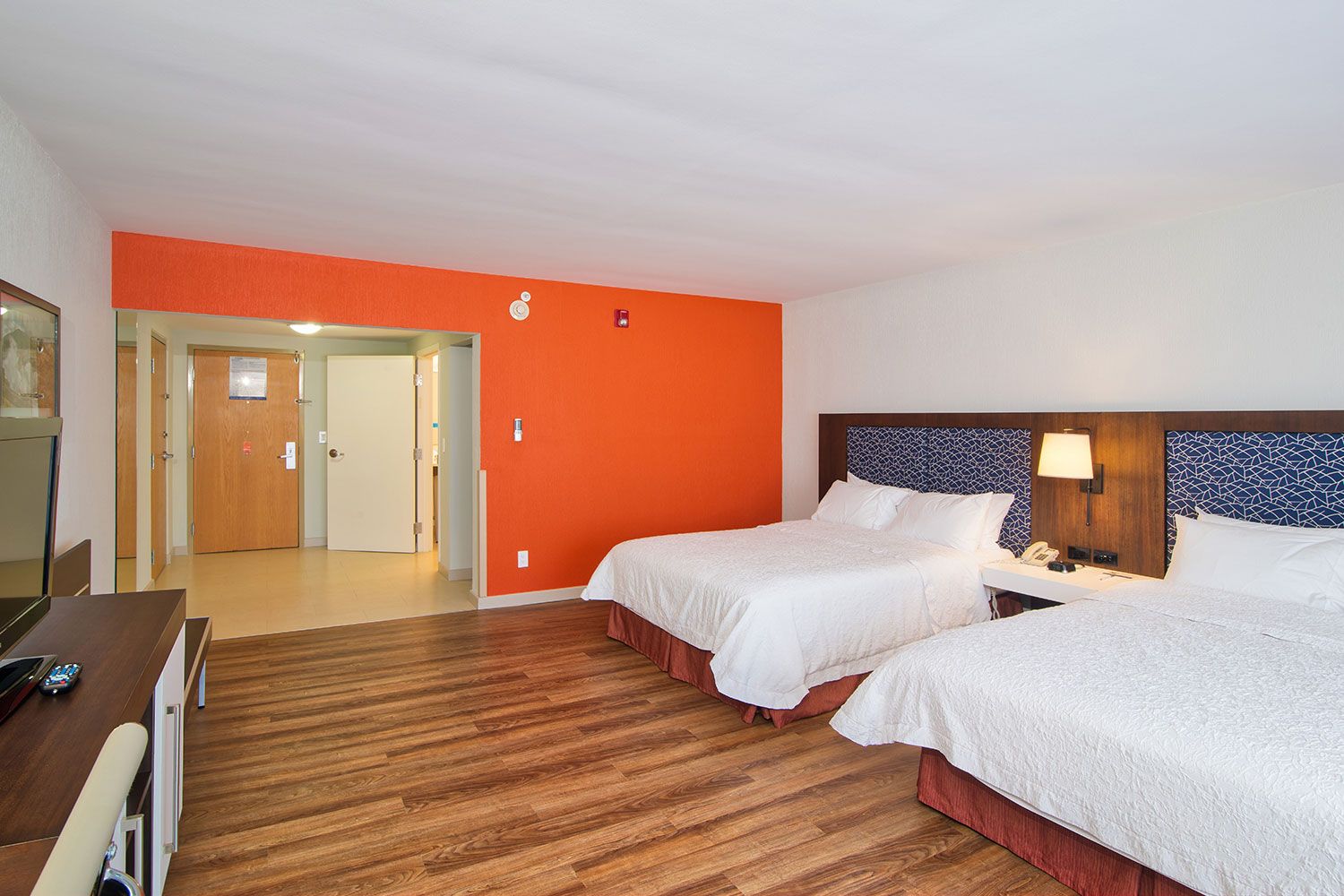 Hampton Inn & Suites by Hilton image 4607