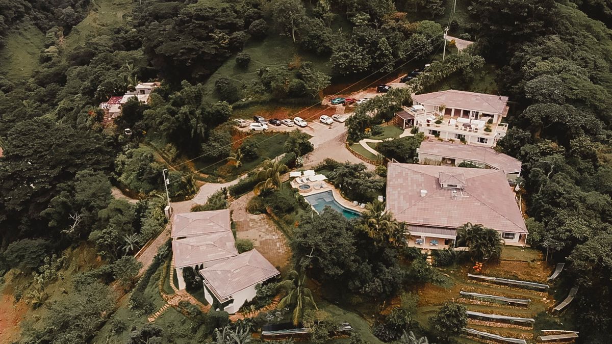 The Retreat image 4656