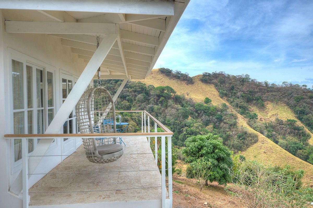 The Retreat image 4659