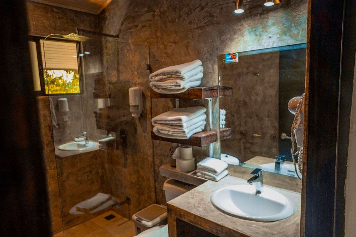 Sangregado Lodge image 4750