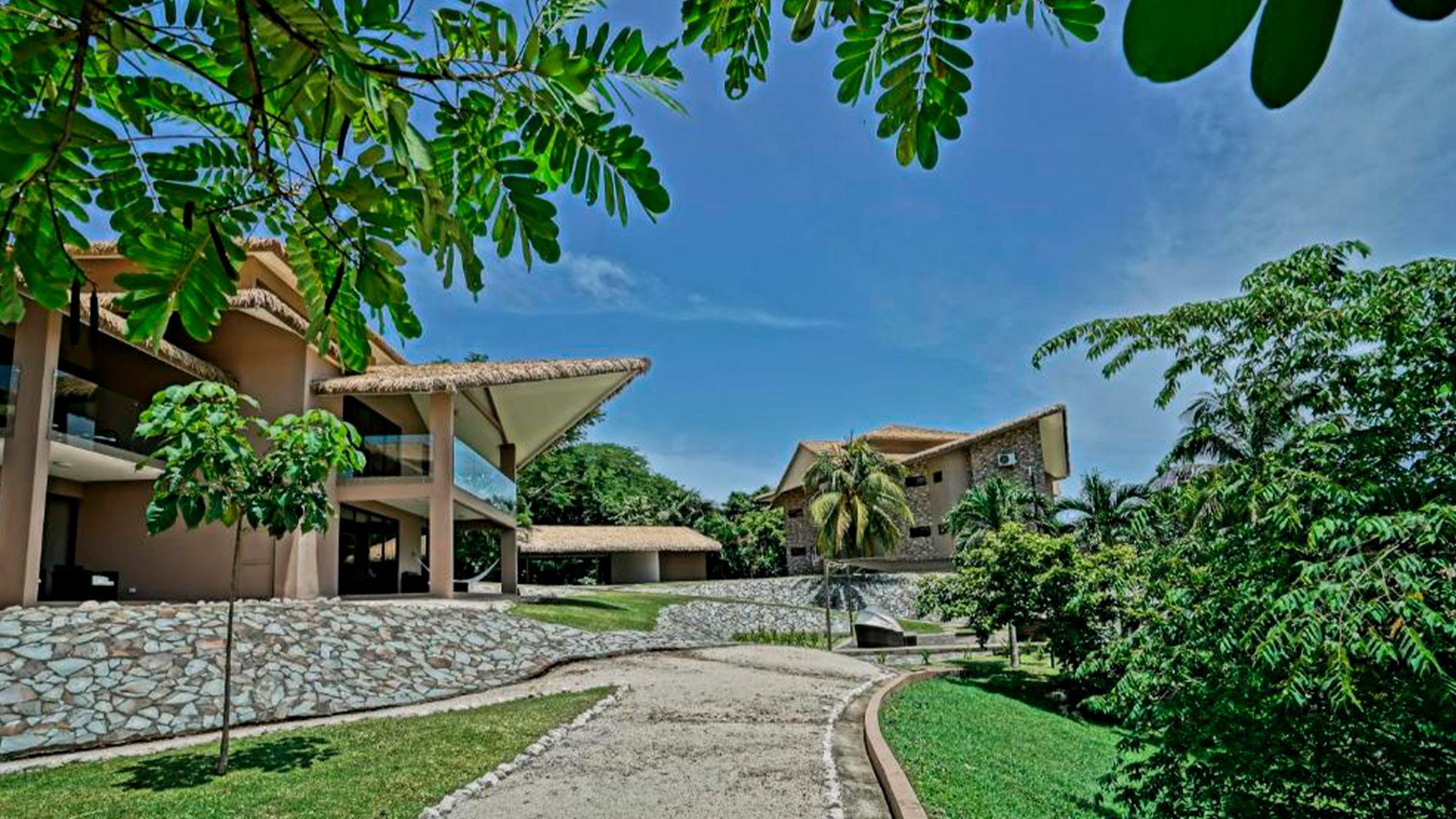 Nammbu Beachfront Bungalows image 7231