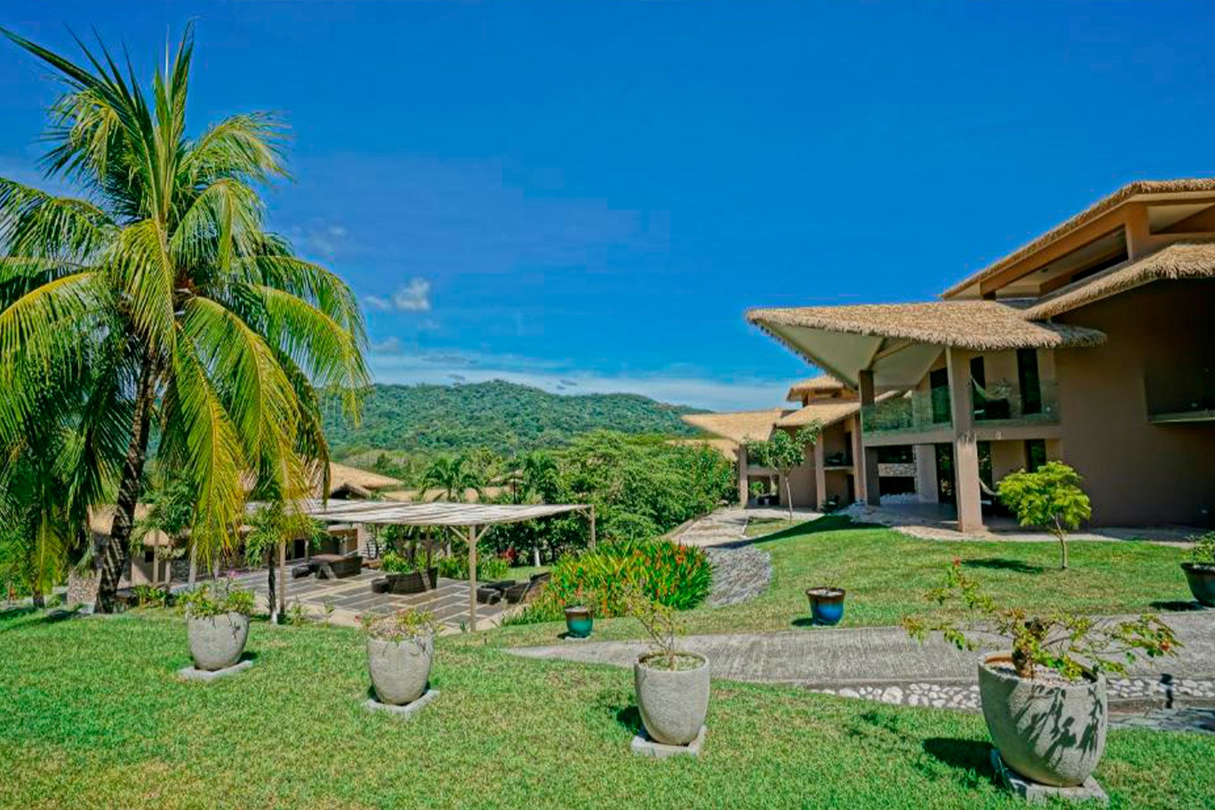 Nammbu Beachfront Bungalows image 7235