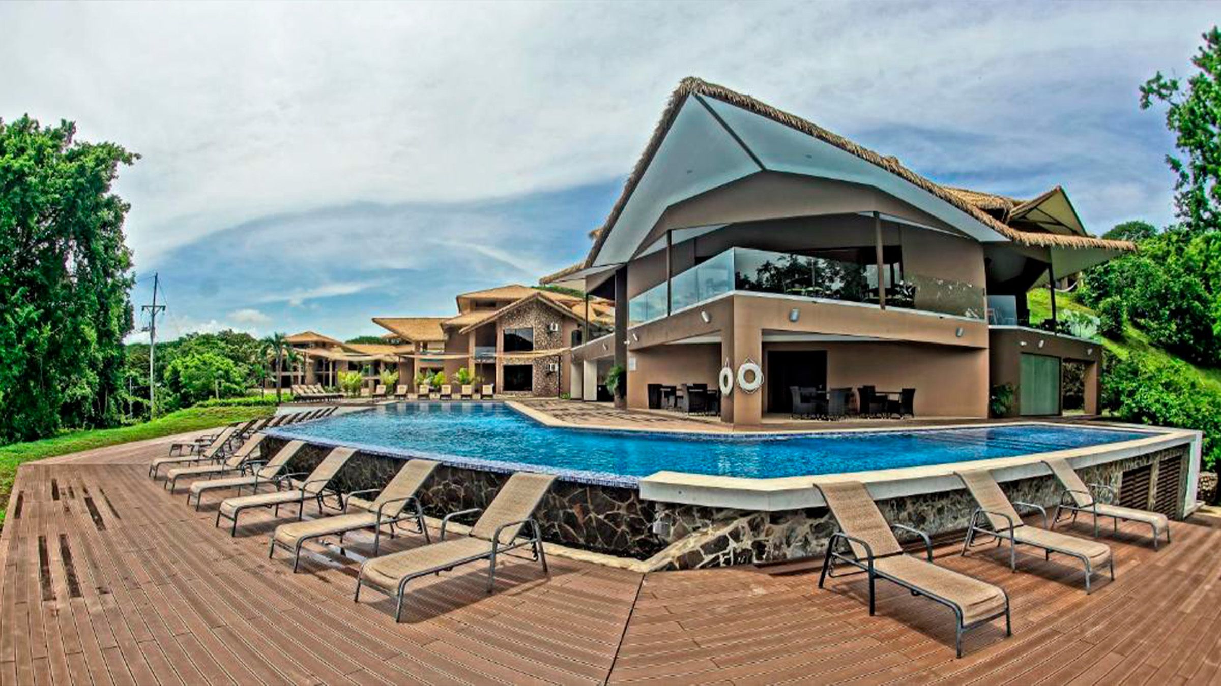 Nammbu Beachfront Bungalows image 7226