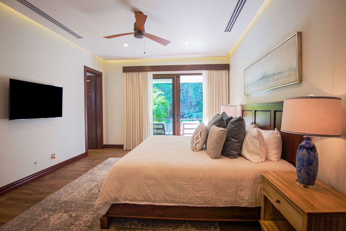 Casa Mainline image 8021