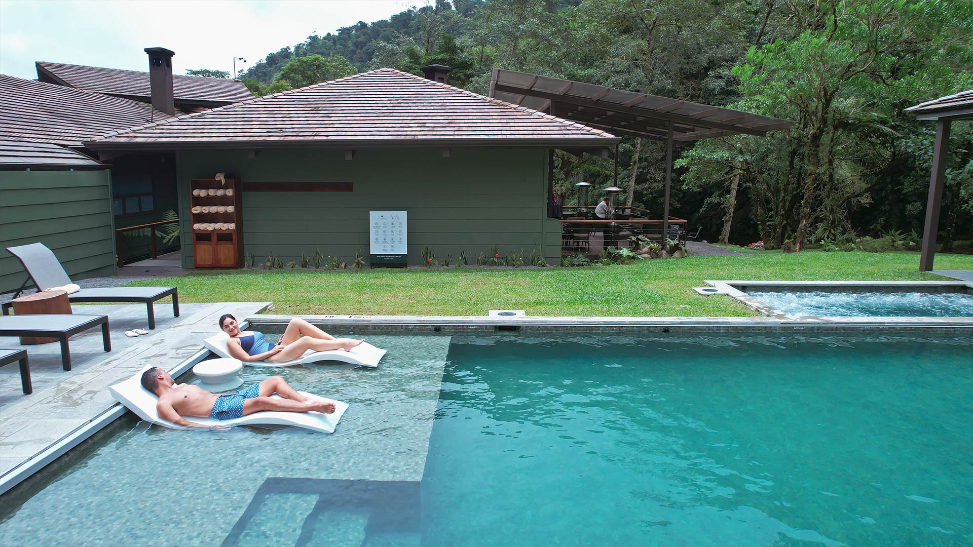 El Silencio Lodge and Spa image 9103