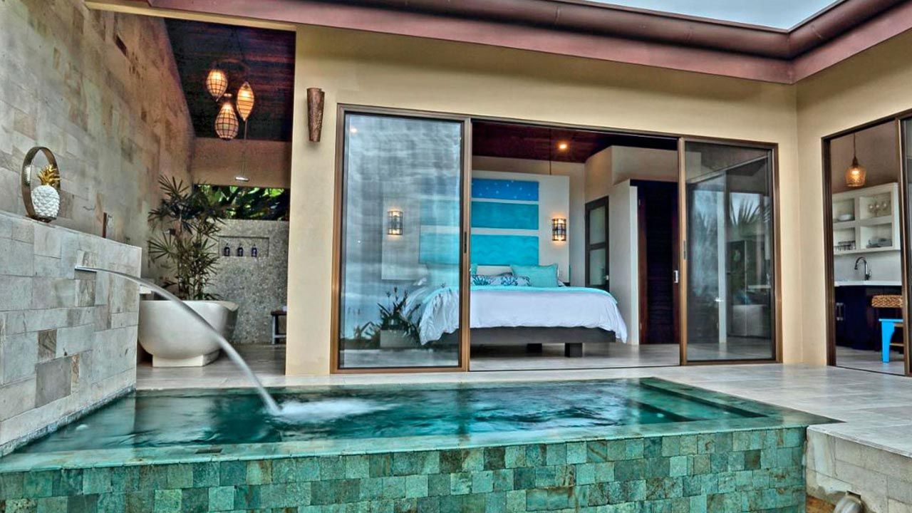Golden Pineapple Villas image 9135