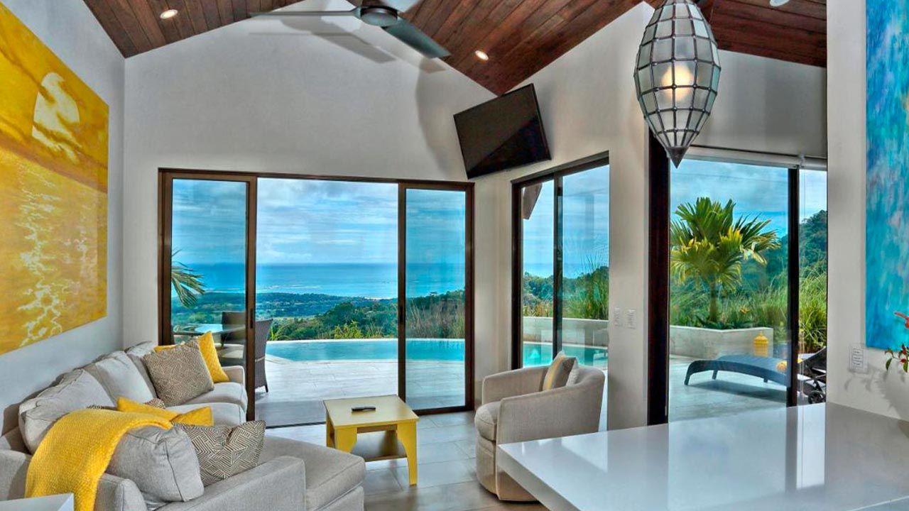Golden Pineapple Villas image 9139