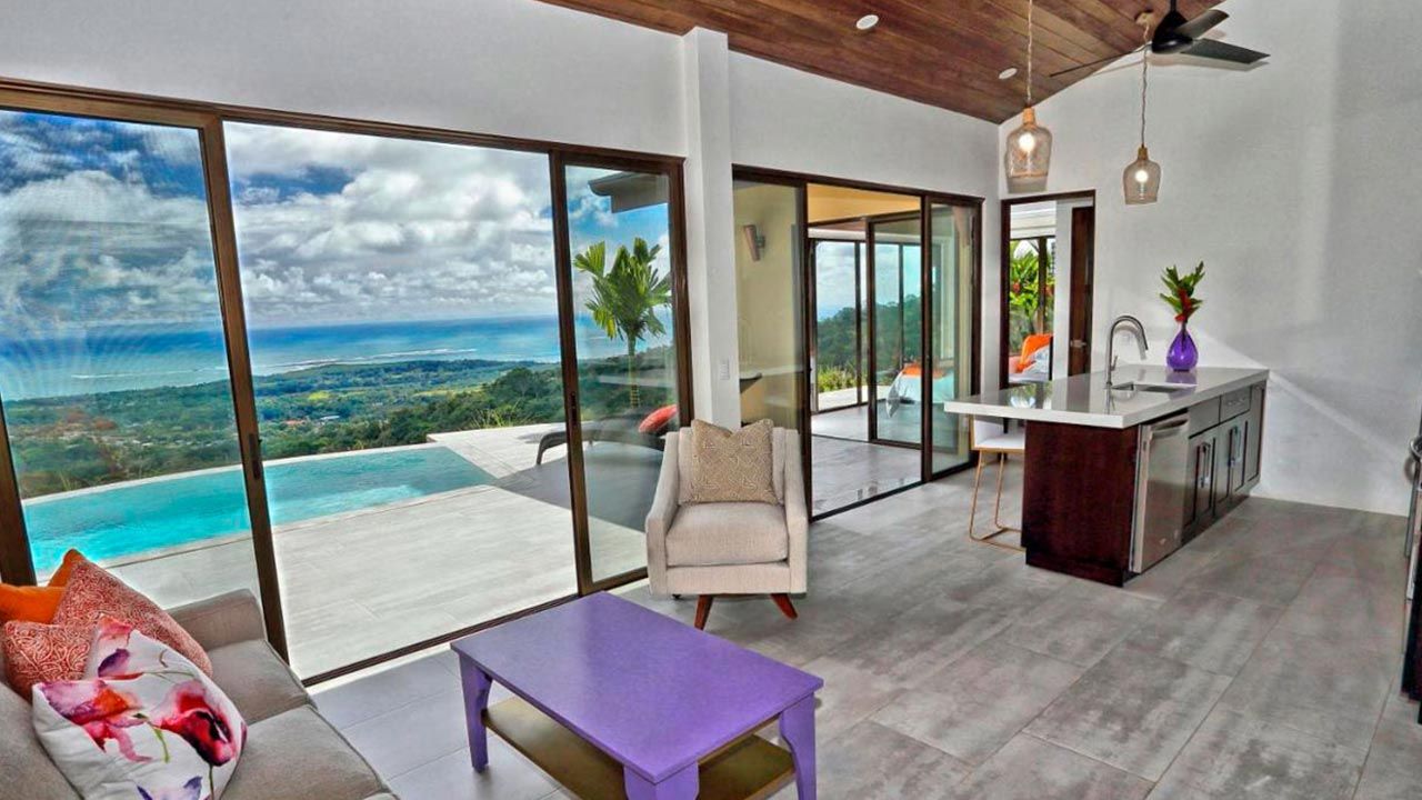 Golden Pineapple Villas image 9137