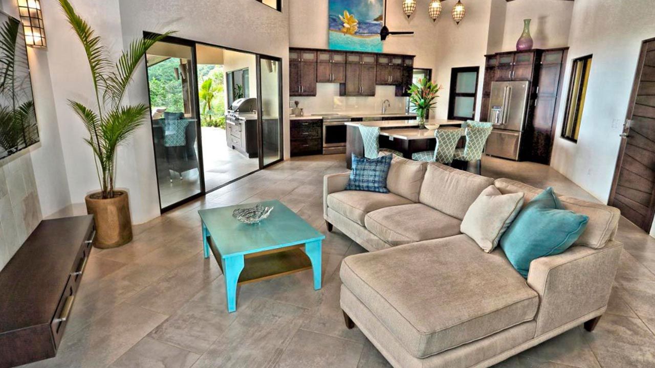 Golden Pineapple Villas image 9146
