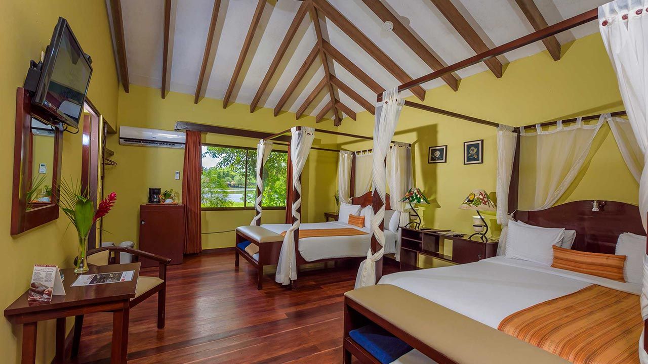 Manatus Hotel image 9225