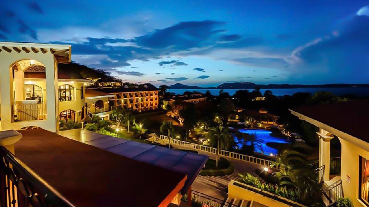 Occidental Papagayo image 10413