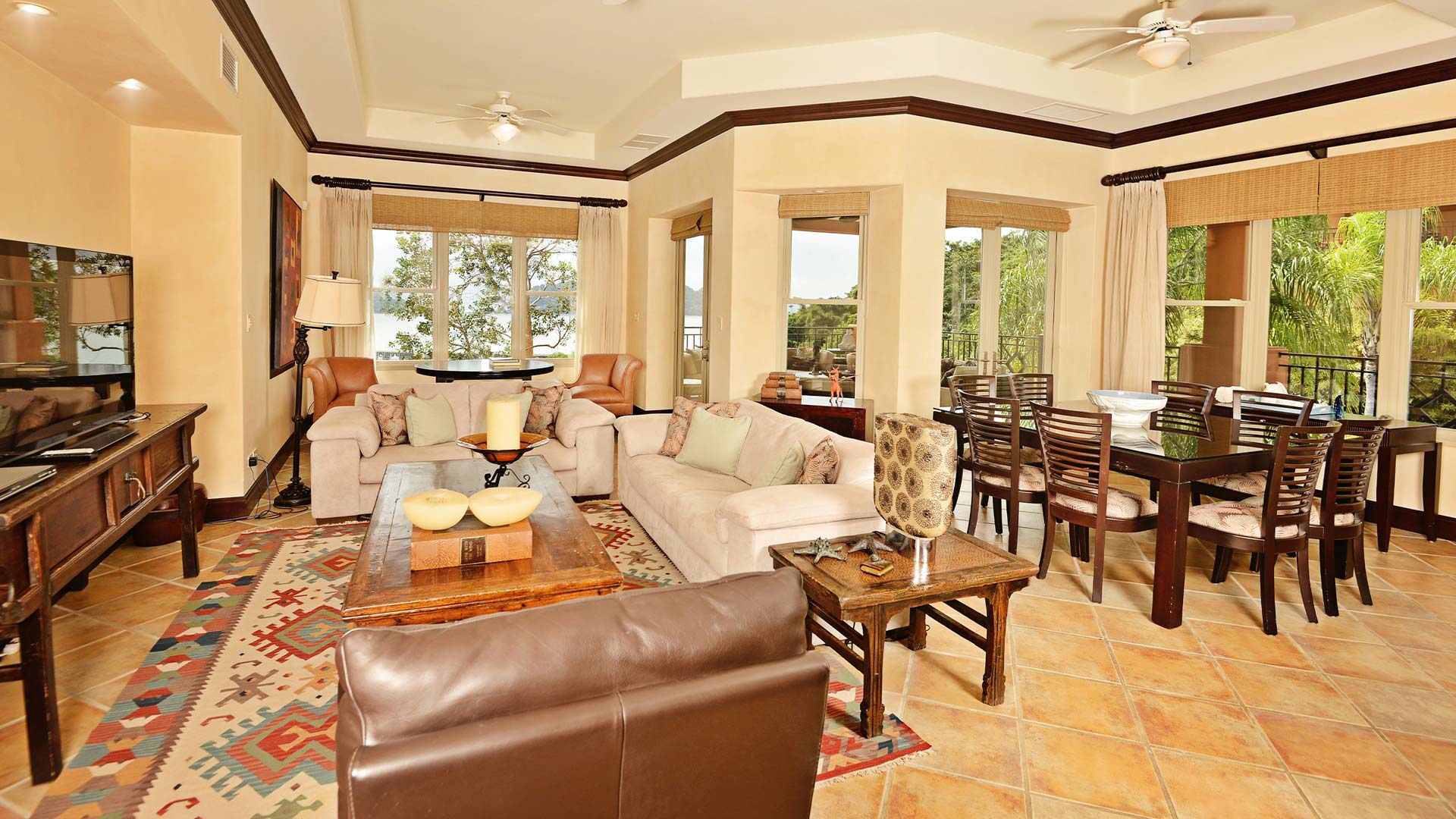 Los Sueños Presidential Condos image 10818