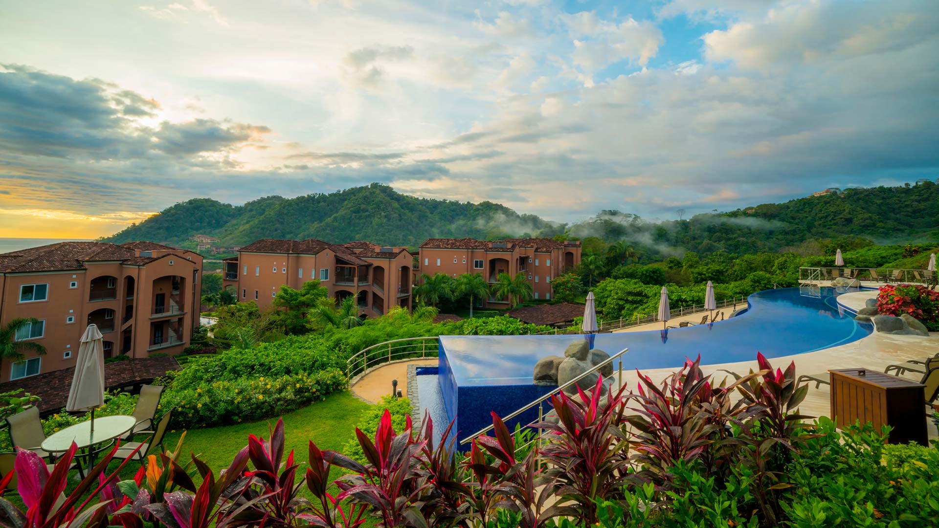 Los Sueños Presidential Condos image 10819
