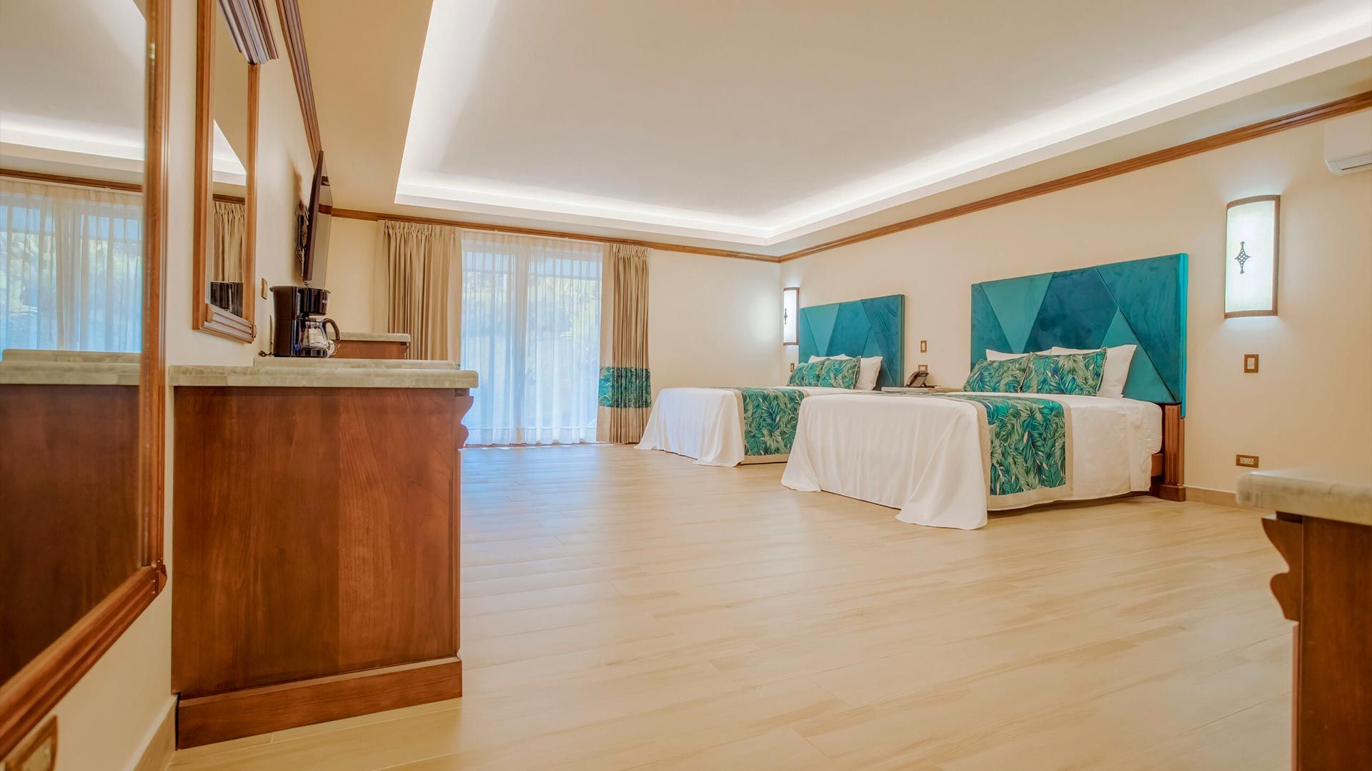 Los Lagos Hotel image 11061