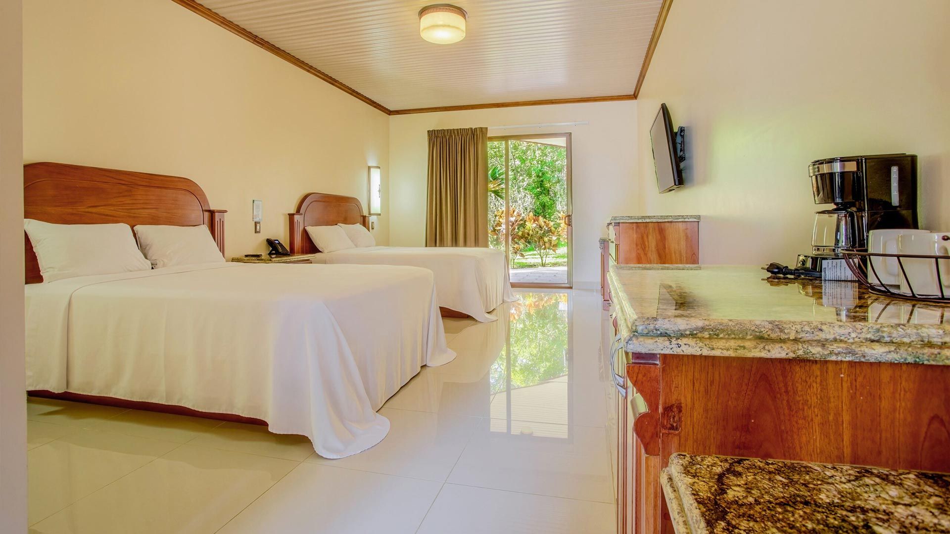 Los Lagos Hotel image 11066