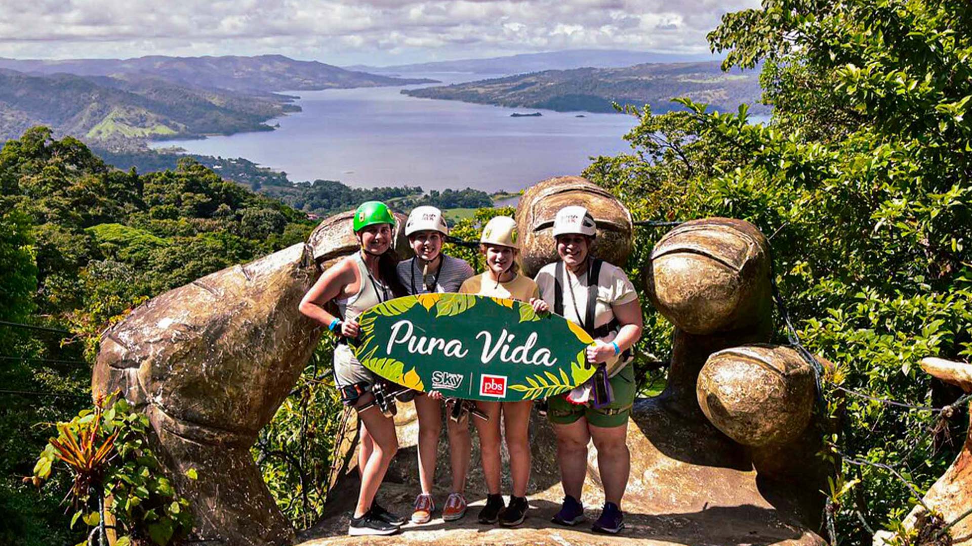 What does Pura Vida Mean in Costa Rica? Learn 30+ Tico Slang Words