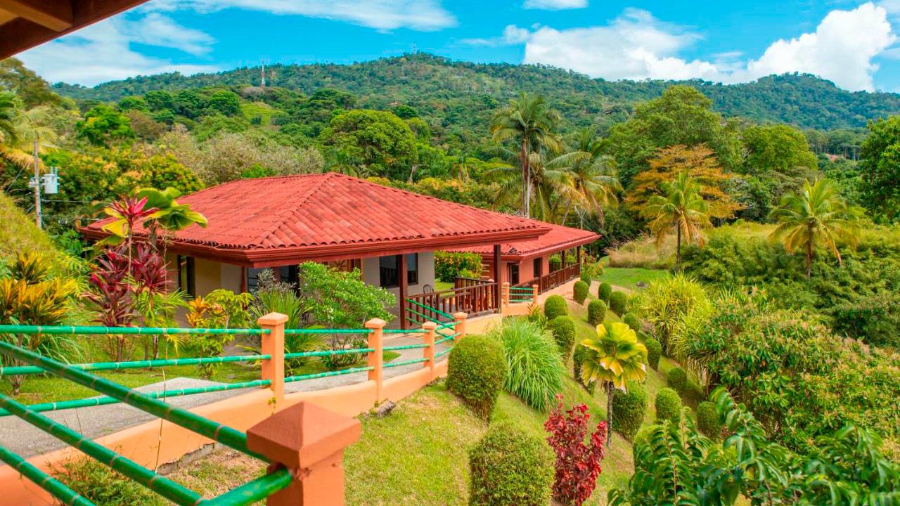 Villas Alturas image 12570