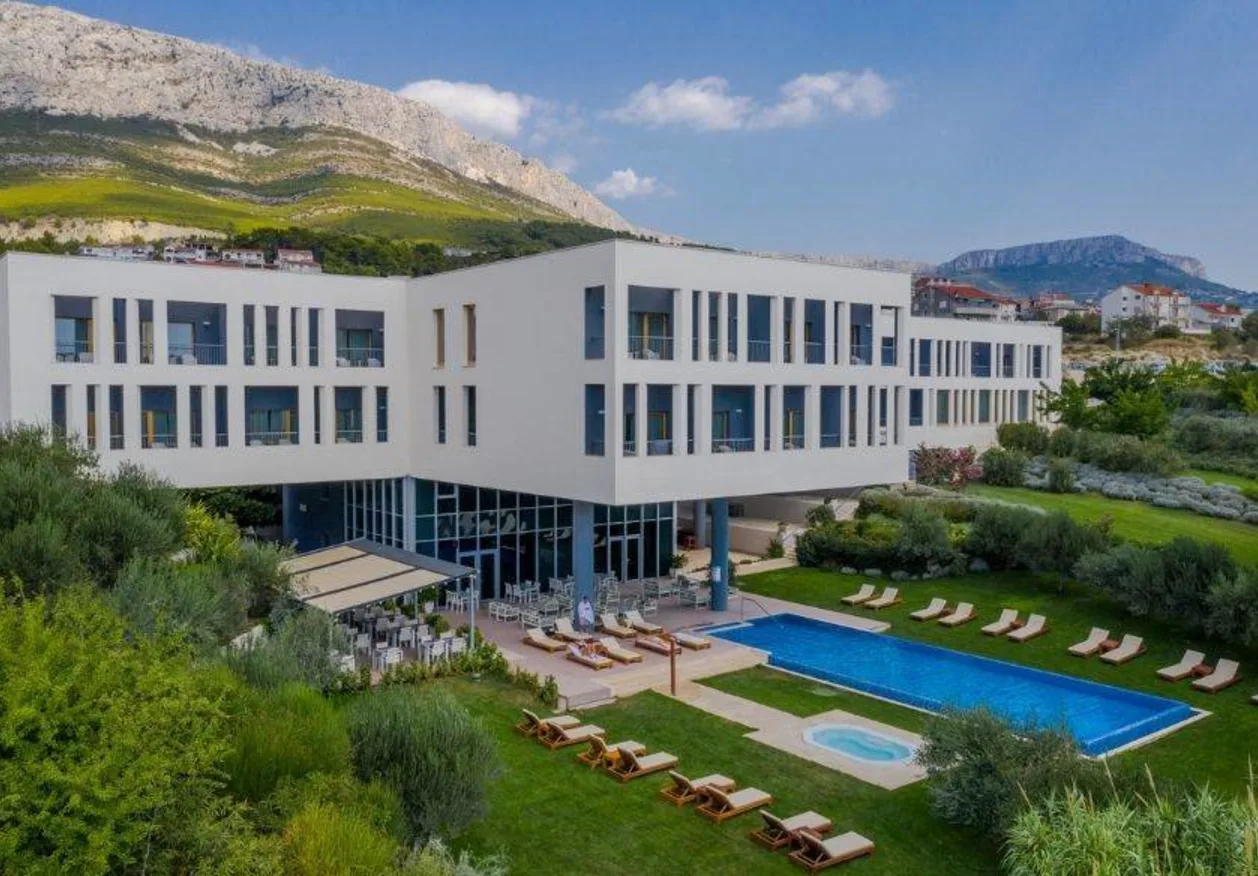 Exterior Hotel Salona Palace