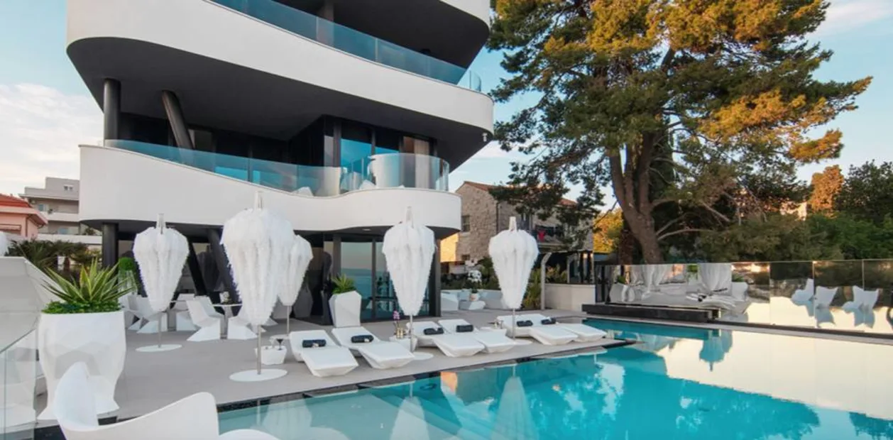 Pool at Hotel POSH Split