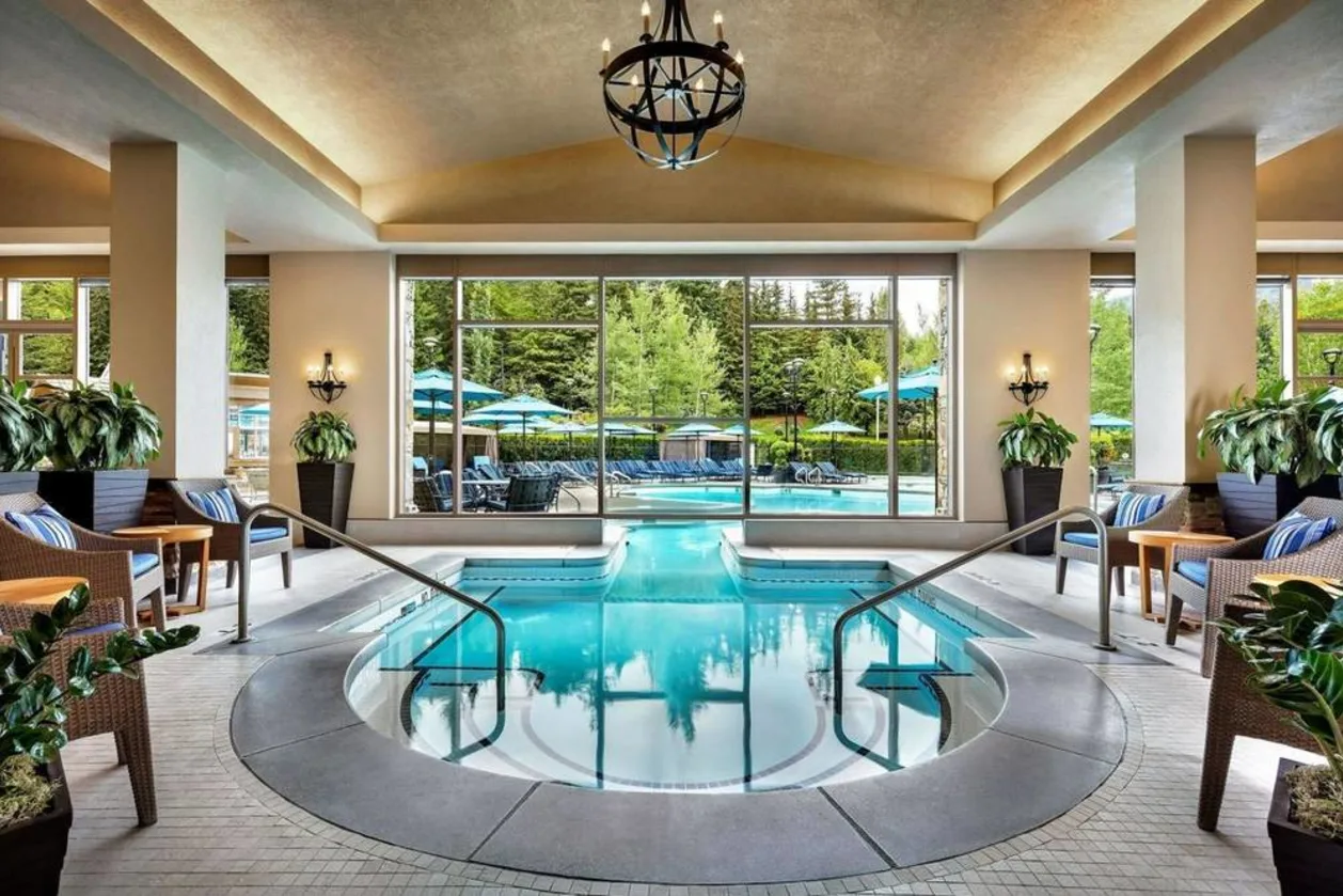 Spa pool at Fairmont Château Whistler