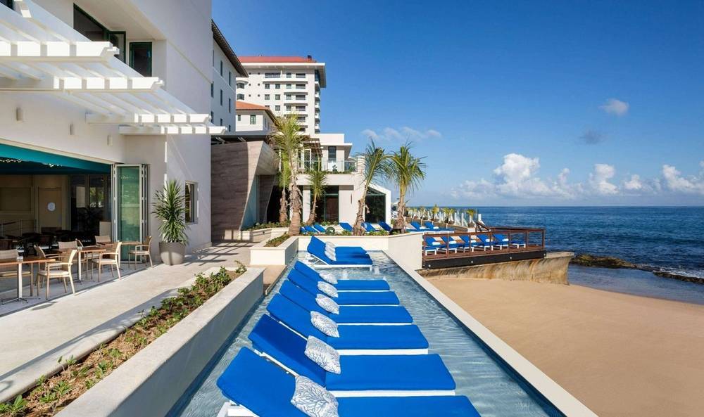 Condado Vanderbilt Hotel pool