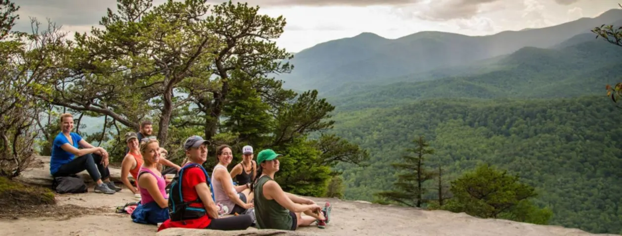 Skyterra Shinung Rock group hike